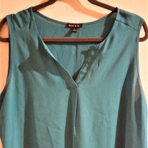 Sami & Jo | Solid Turquoise Split Neck Tank Top